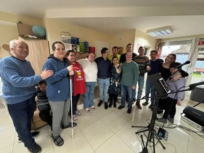 Kultúrne a športové aktivity so zdravotne znevýhodnenými prijímateľmi ŠZ Prosocia, Hurbanovo